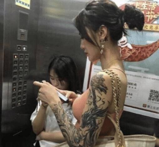 台湾女纹身网红吃瓜,揭秘娱乐圈幕后风云